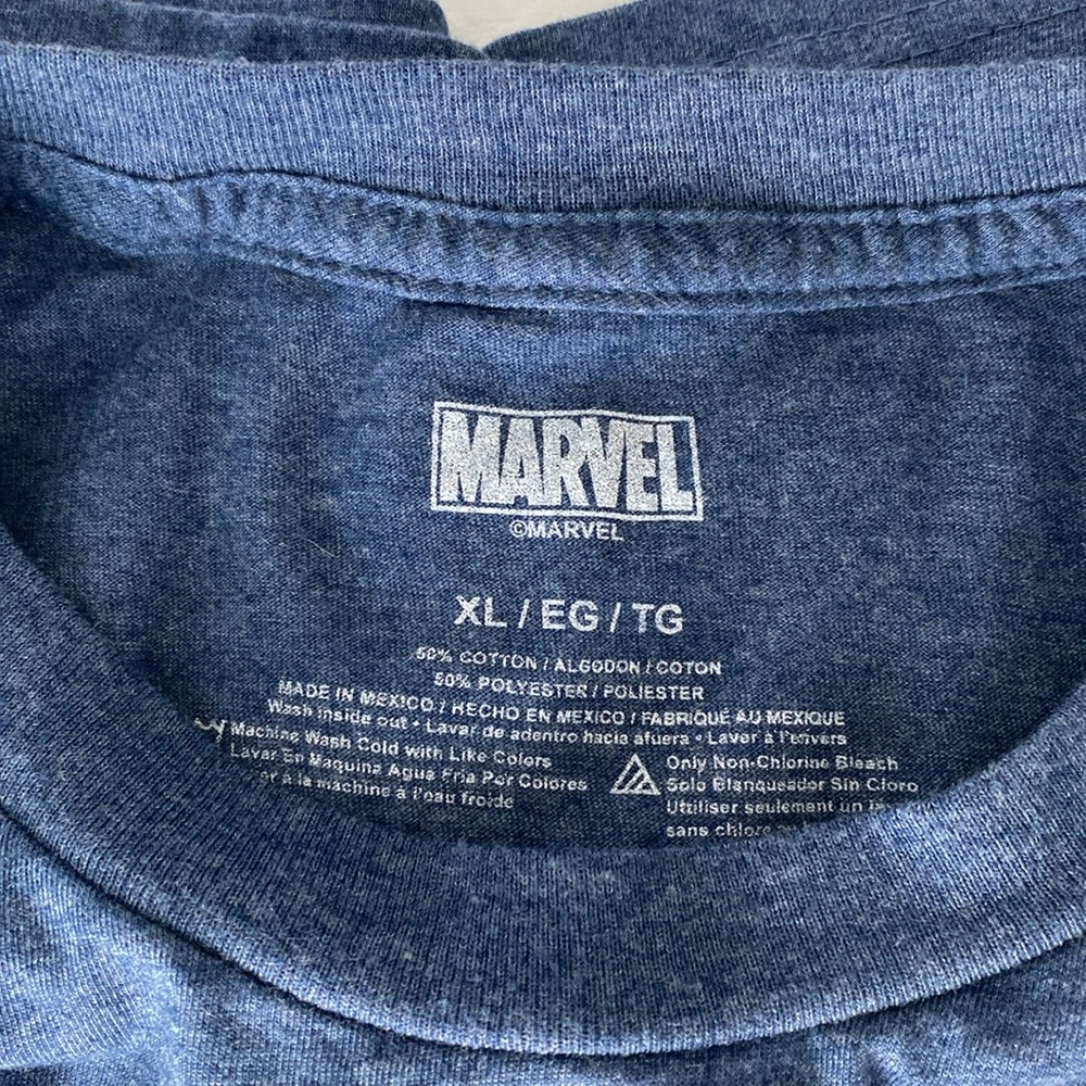 Men’s Captain America tshirt - Picture 3 of 3